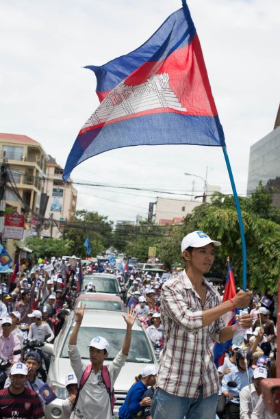 cambodia-flag-boy